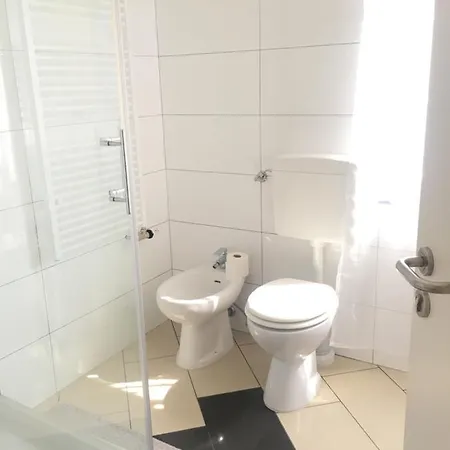 Honberg Apartment *