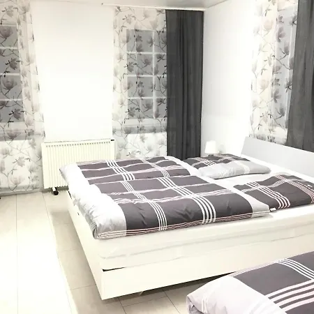 Honberg Apartment *